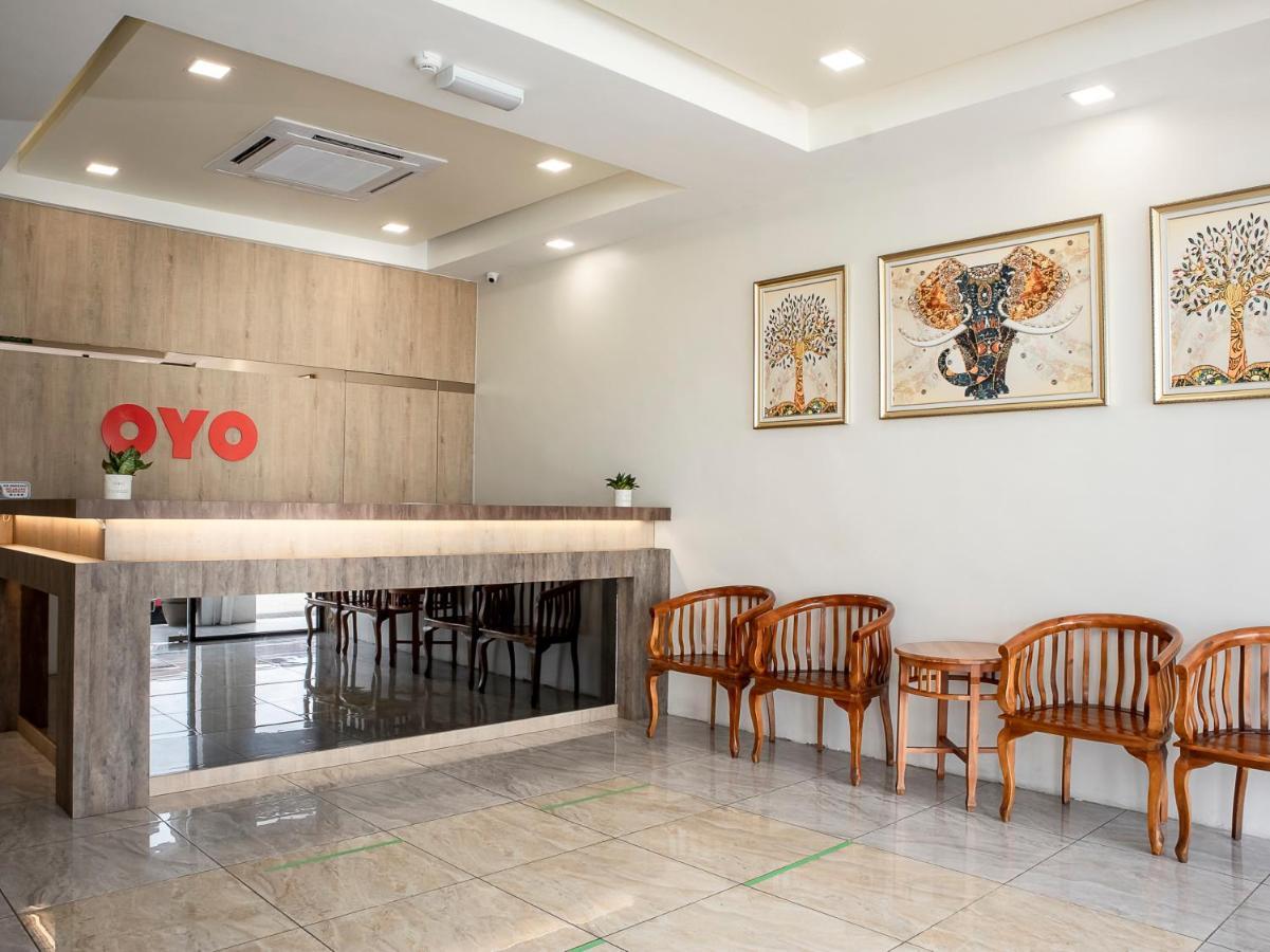 Oyo 90105 Towermas Hotel Sibu Exterior foto